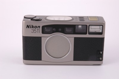 Nikon 35 Ti QD